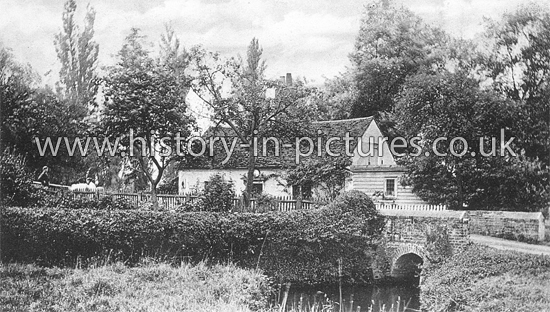 Sheering Lock House, Sheering, Essex. c.1906